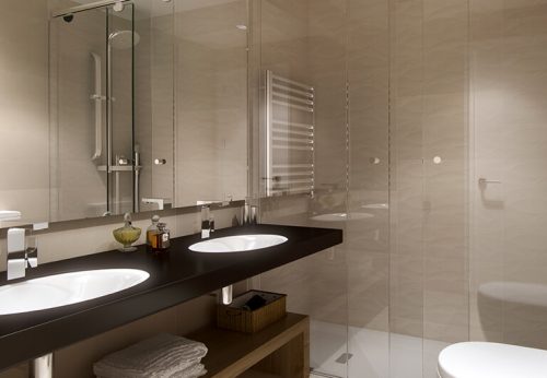 Ideas para decorar un baño moderno en vivienda nueva